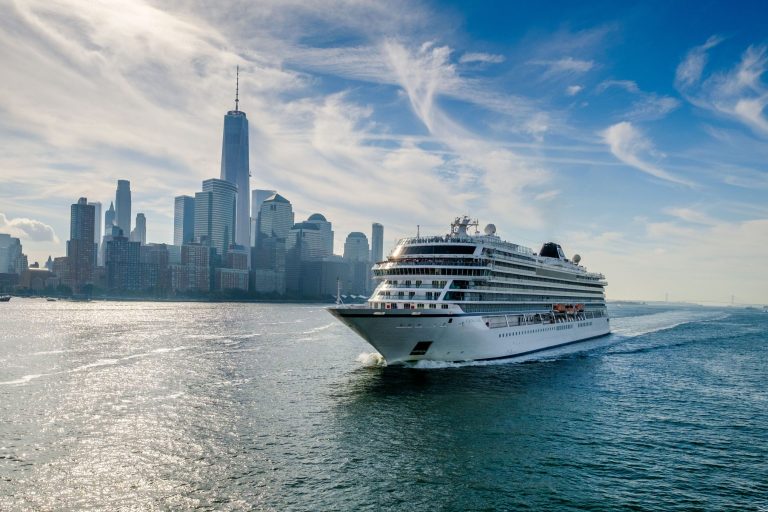 The Viking Star entering the Hudson River with the skyscrapers of New York City in the background.